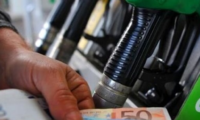 Decreto trasparenza prezzi contro il caro carburanti